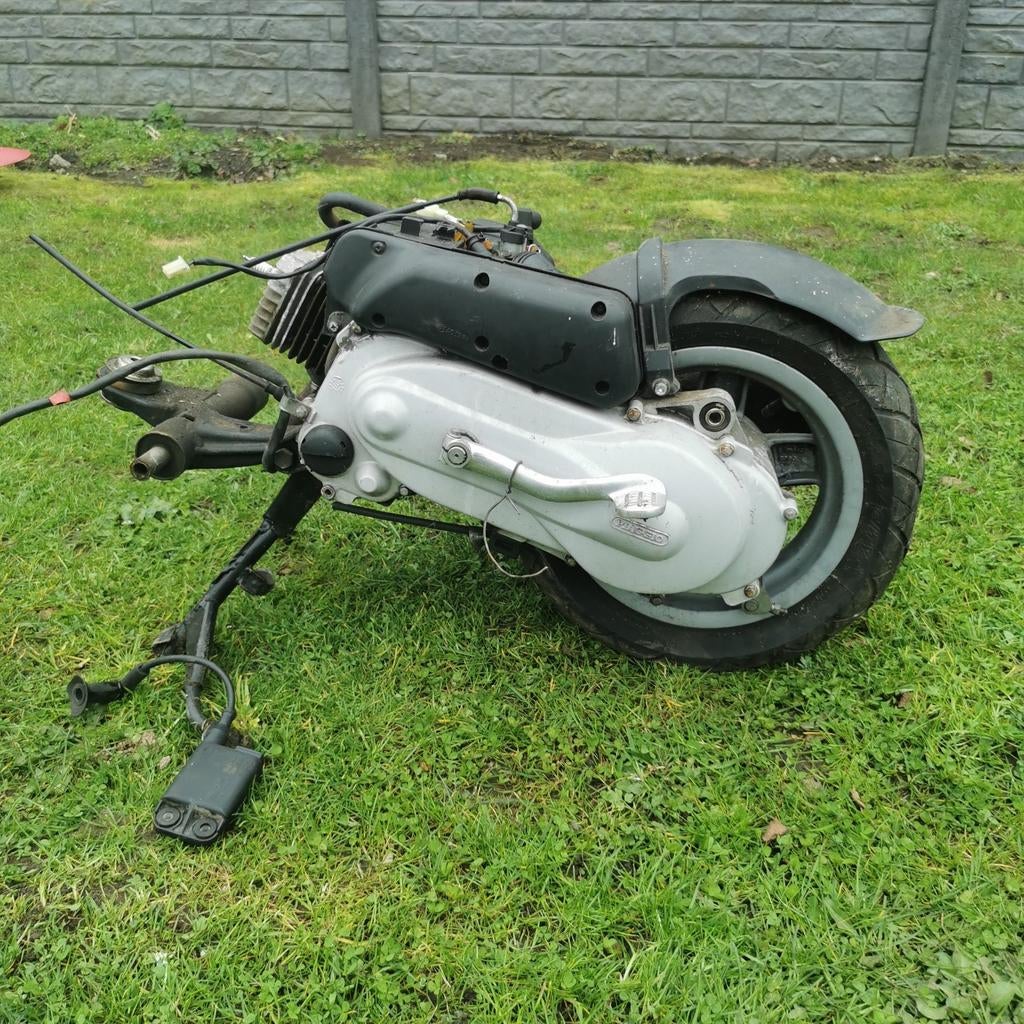 Piaggio 50cc 2takt blok origineel kort carter, Fietsen en Brommers, Ophalen, Blok, Honda