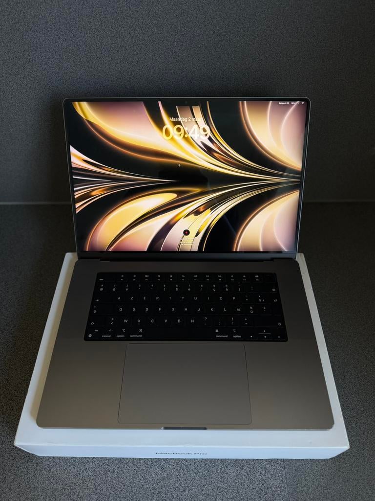 MacBook M1 PRO 16" - 16 GB RAM - 512 GB, Computers en Software, Apple Macbooks, 512 GB, Ophalen of Verzenden, Zo goed als nieuw