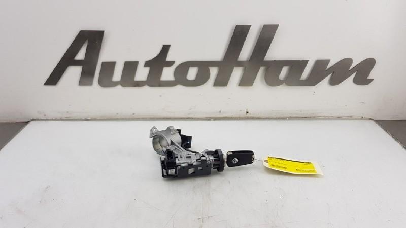 CONTACTSLOT + SLEUTEL Opel Corsa E (|13496392|13279295|), Gebruikt, Opel