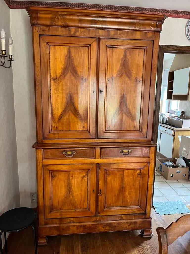 Armoire, Avec tablette(s), Cerisier, Comme neuf, 100 à 150 cm