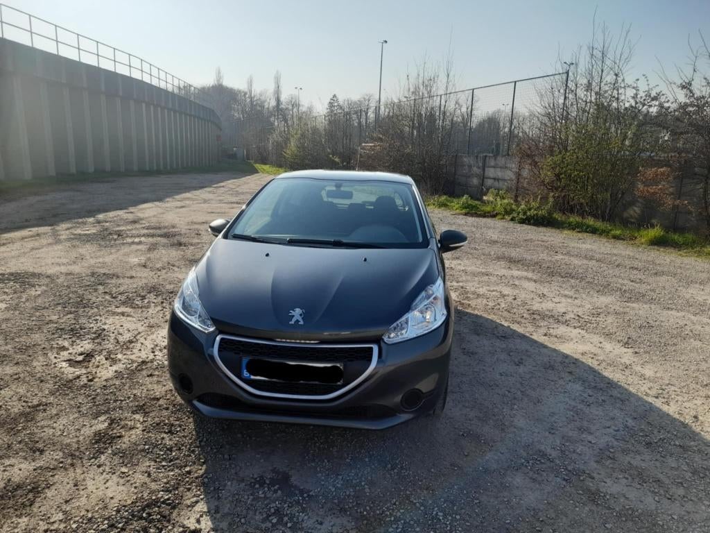 Peugeot 208 1.0 benzine, Auto's, Voorwielaandrijving, Euro 5, Stof, Zwart