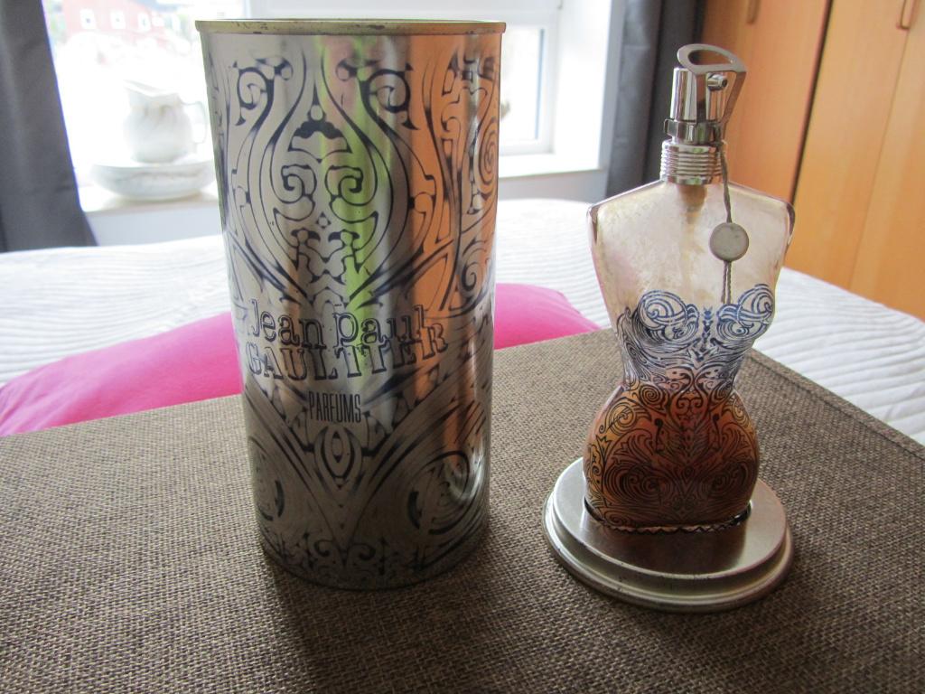 GAULTIER Jean-Paul Eau d'été TATOUAGE, Collections, Parfums, Envoi