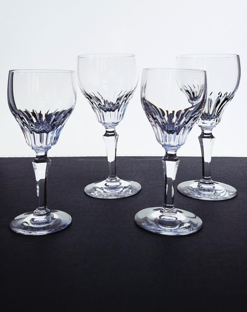 4 verres à vin en cristal Cristal Sèvre, Antiquités & Art, Enlèvement ou Envoi