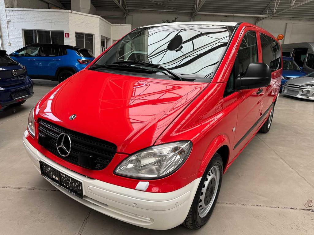 2005 Mercedes-Benz Vito 4x4 8+1 minibus, Auto's, Mercedes-Benz, Automaat, Monovolume, Gebruikt, Bedrijf