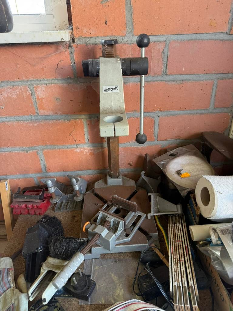 Table d’atelier, Enlèvement, Utilisé