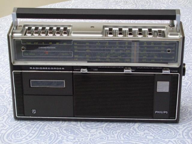 Vintage Radio PHILIPS Type 22 RR 644 uit 1975, Enlèvement ou Envoi, Utilisé, Radio