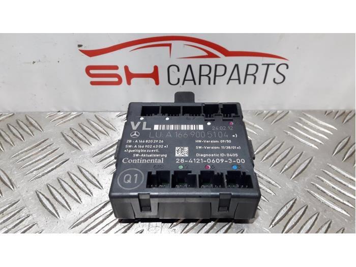 Module verrouillage central des portes d'un Mercedes B-Klass, 3 mois de garantie, Utilisé, -, -
