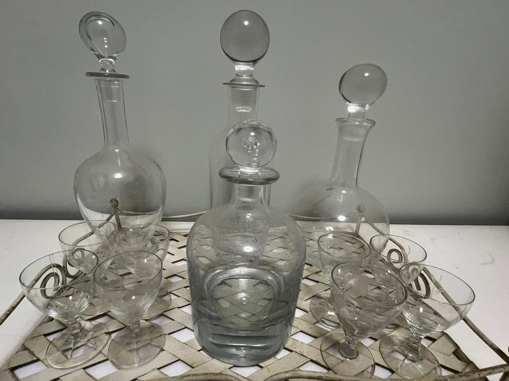 Vintage likeurservied, Enlèvement