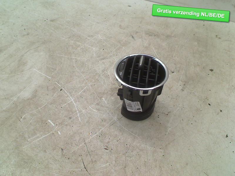 DASHBOARD LUCHTROOSTER LINKS Fiat 500 (312) (735627421), Gebruikt, Dhr. R. de Gouw, Fiat, De Bloemendaal 21 21
5221 EB  'S HERTOGENBOSCH, NL