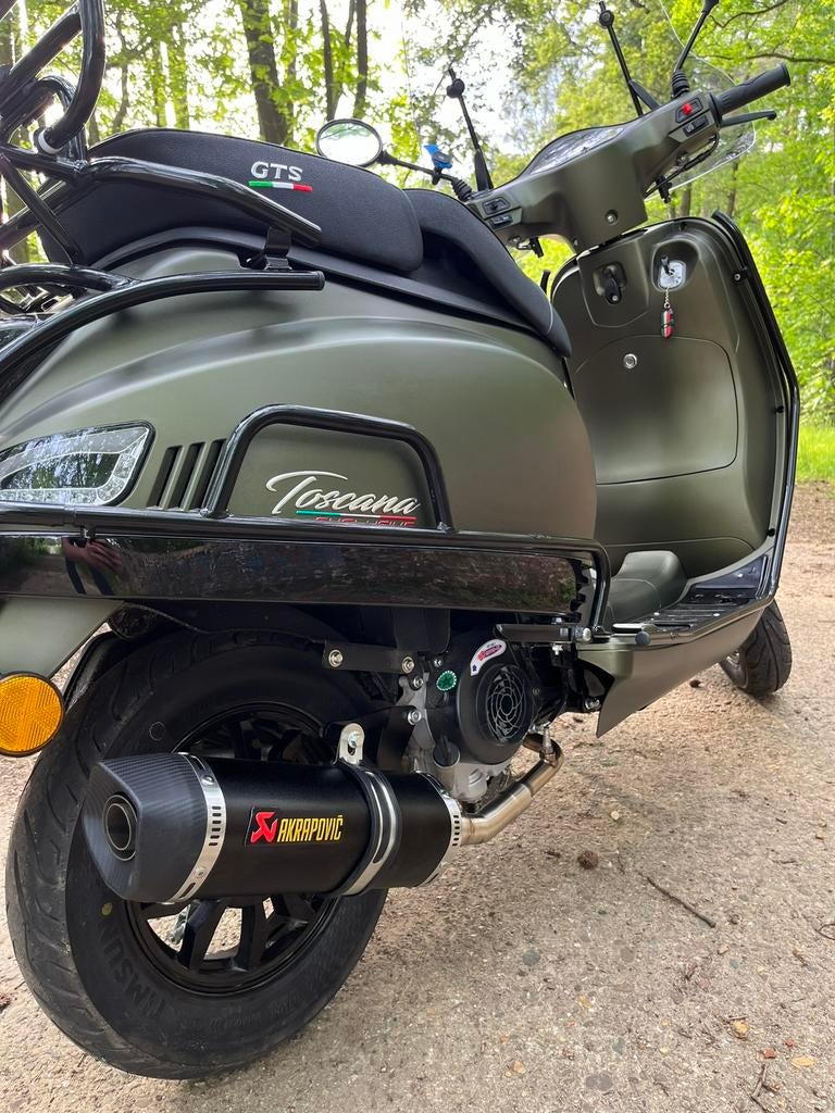GTS Toscana Exclusive – Mat Olijfgroen – 2024 – 800 km, Fietsen en Brommers, Scooters | Overige merken, Ophalen, Klasse A (25 km/u)