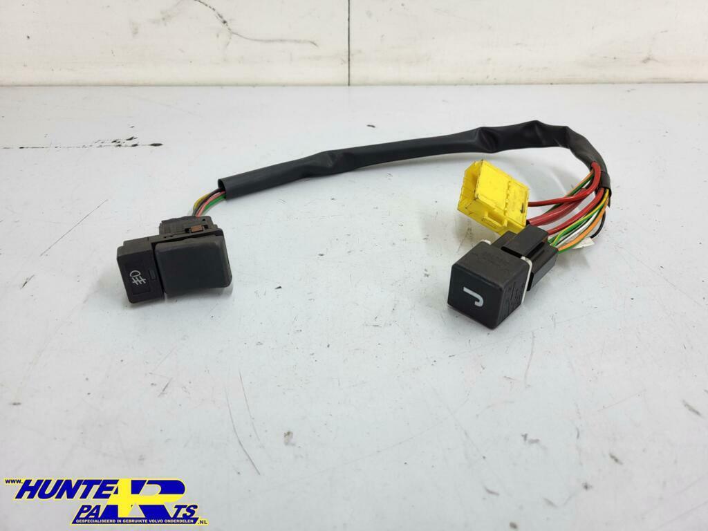 Mistlamp Relais + schakelaar Volvo 740 ('84-'92) 9130269, Enlèvement ou Envoi, Volvo, Volvo, Utilisé