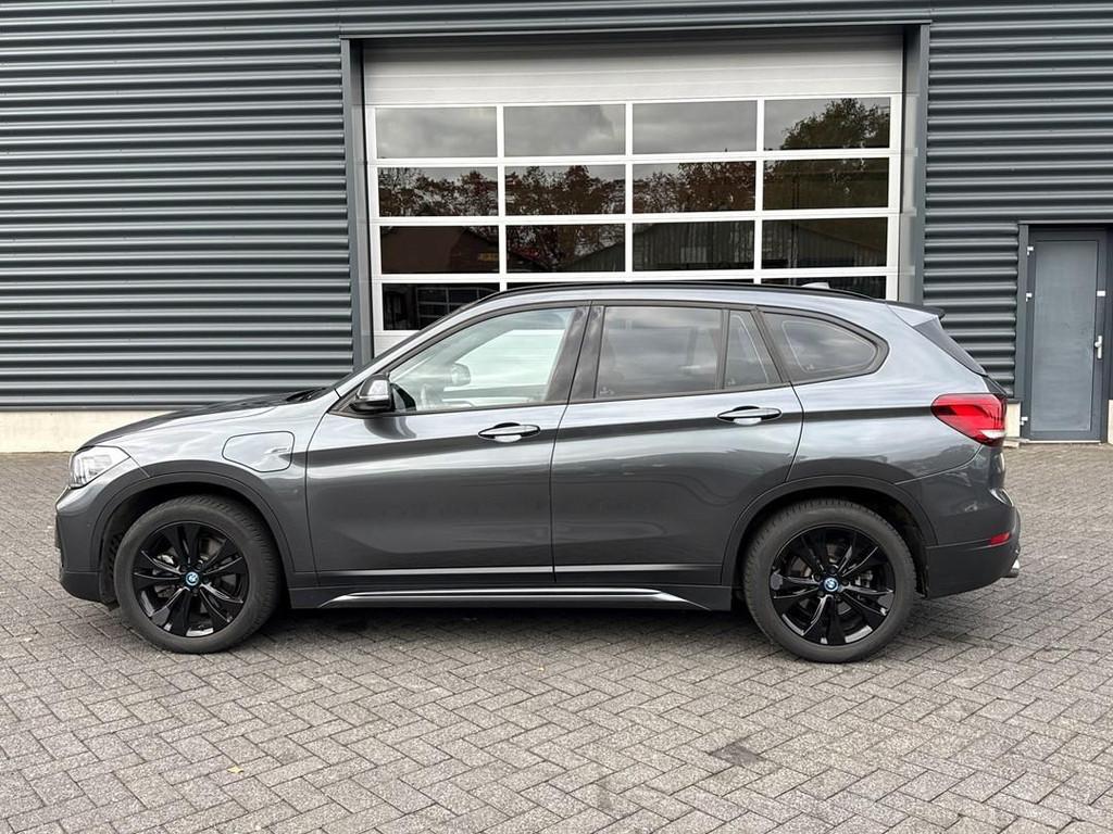 BMW X1 XDrive25e eDrive Edition, Sport line, navigatie, trek, Autos, X1, Achat, Entreprise, Carnet d'entretien