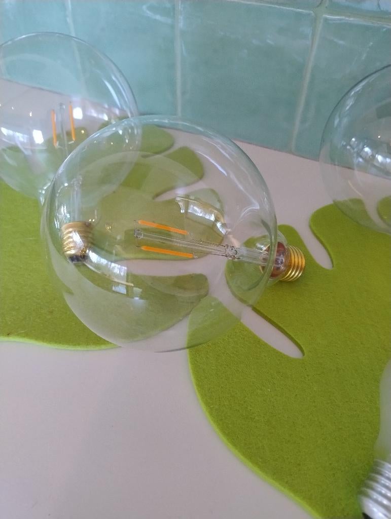 Gratis lampen 3 grote en 1 kleine, Ophalen, Gebruikt, Glas, Modern