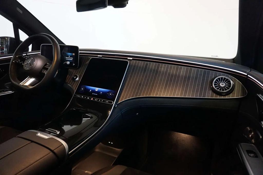 Mercedes-Benz EQE 300 SUV - Edition AMG-Line (automatique), Autos, Achat, 4 portes, Entreprise, Alcantara