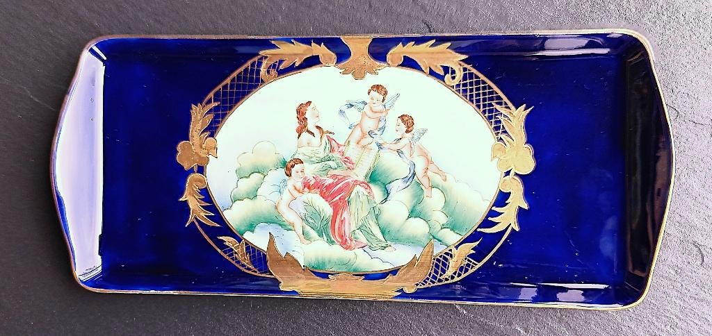 MOOIE KOBALTBLAUWE SCHAAL, Ophalen