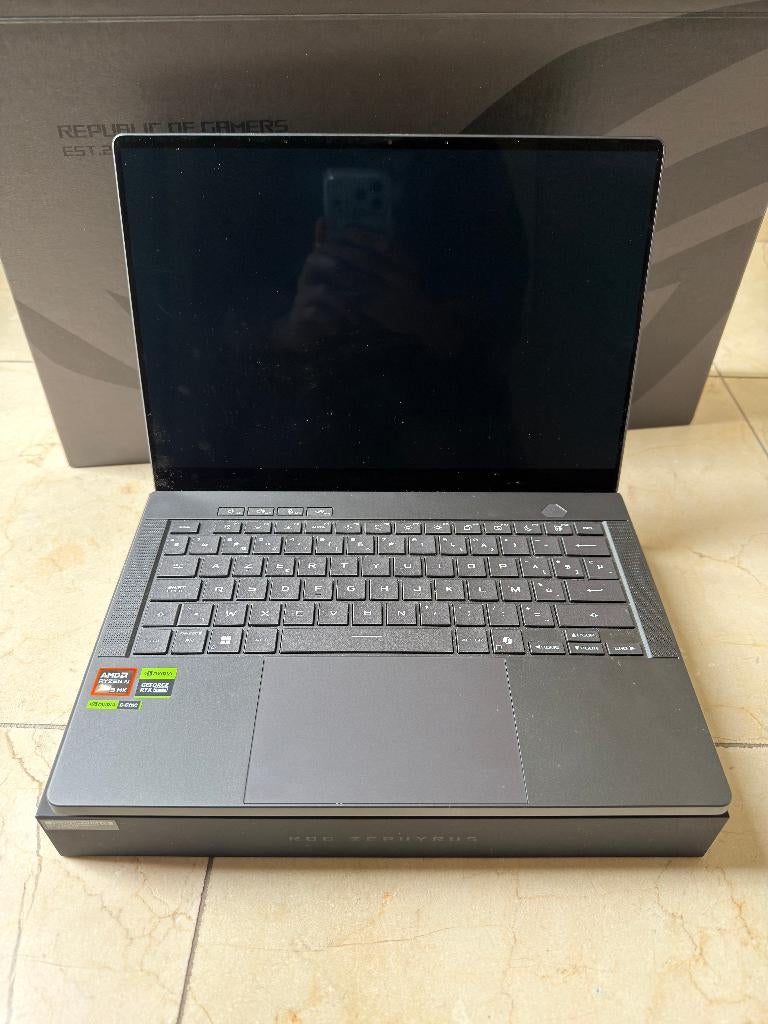 Asus ROG Zephyrus G14 GA403W (release 2025), Ophalen, Met videokaart, 32 GB, AMD Ryzen™ AI 9 HX 370