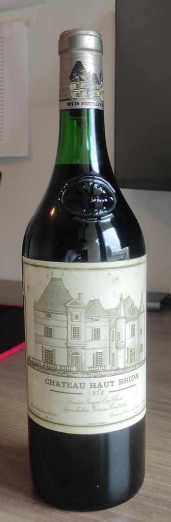 Château Haut-Brion 1974 – Premier Grand Cru, Pleine, Enlèvement, France, Vin rouge