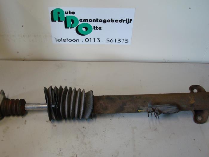 Schokdemperpoot links-voor van een Mercedes 200 - 500, Gebruikt, -, Ophalen of Verzenden, -