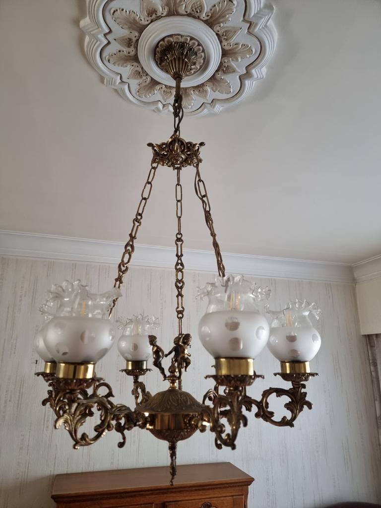 Kroon luchter, Ophalen