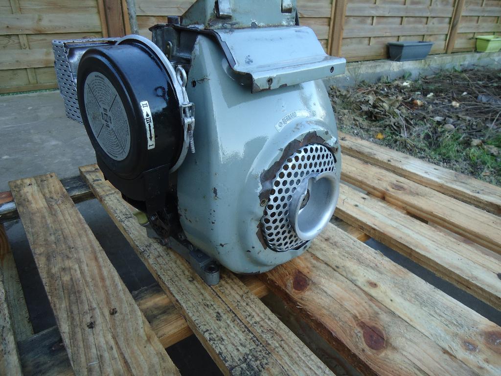 MOTEUR BERNARD TYPE 617, Enlèvement ou Envoi, Utilisé, Moteur à essence