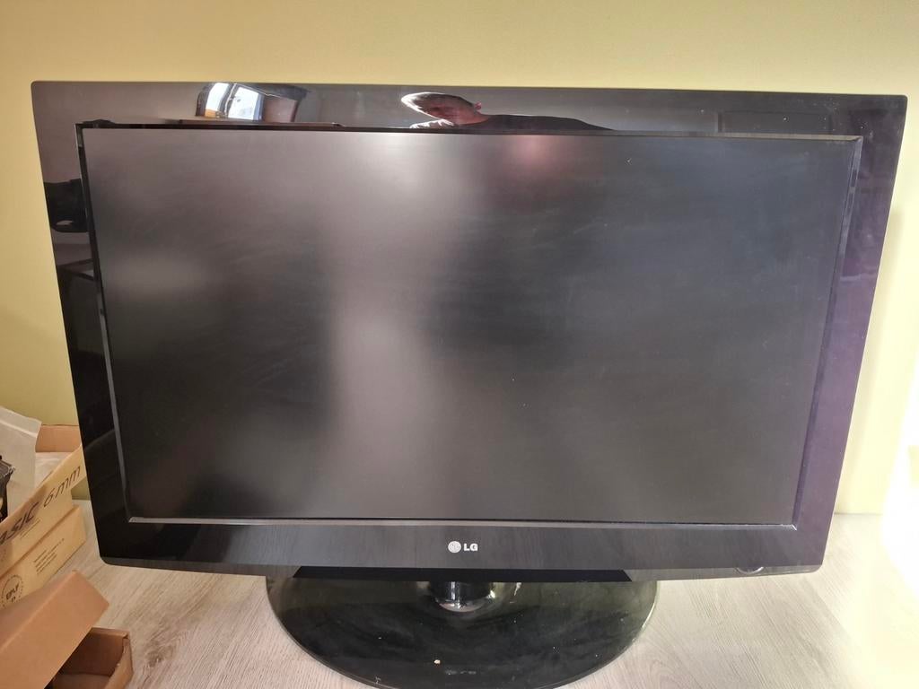 Lg tv 90x 45 cm, Ophalen, LG