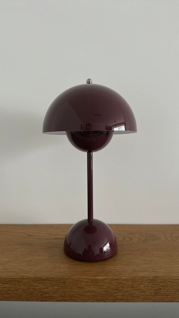 &Tradition FlowerPot VP9 tafellamp LED oplaadbaar dark plum, Ophalen