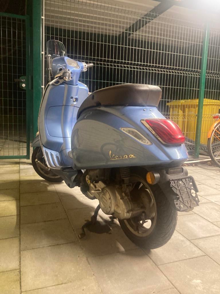 Opknapper- vespa primavera 2017 baby blue, Ophalen