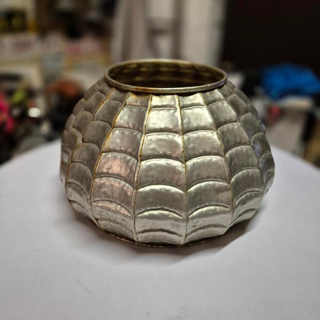 Bloempot metaal, Ophalen, Metaal