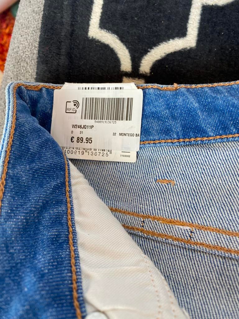 Wrangler mom jeans W31 L32, Enlèvement, Neuf