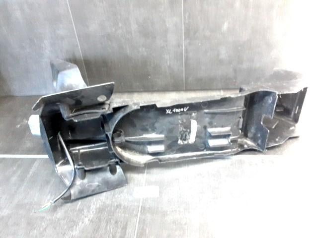 XL1000V 1999 - 2002 Honda Batterijbak D1-56080, Motoren, Onderdelen | Honda