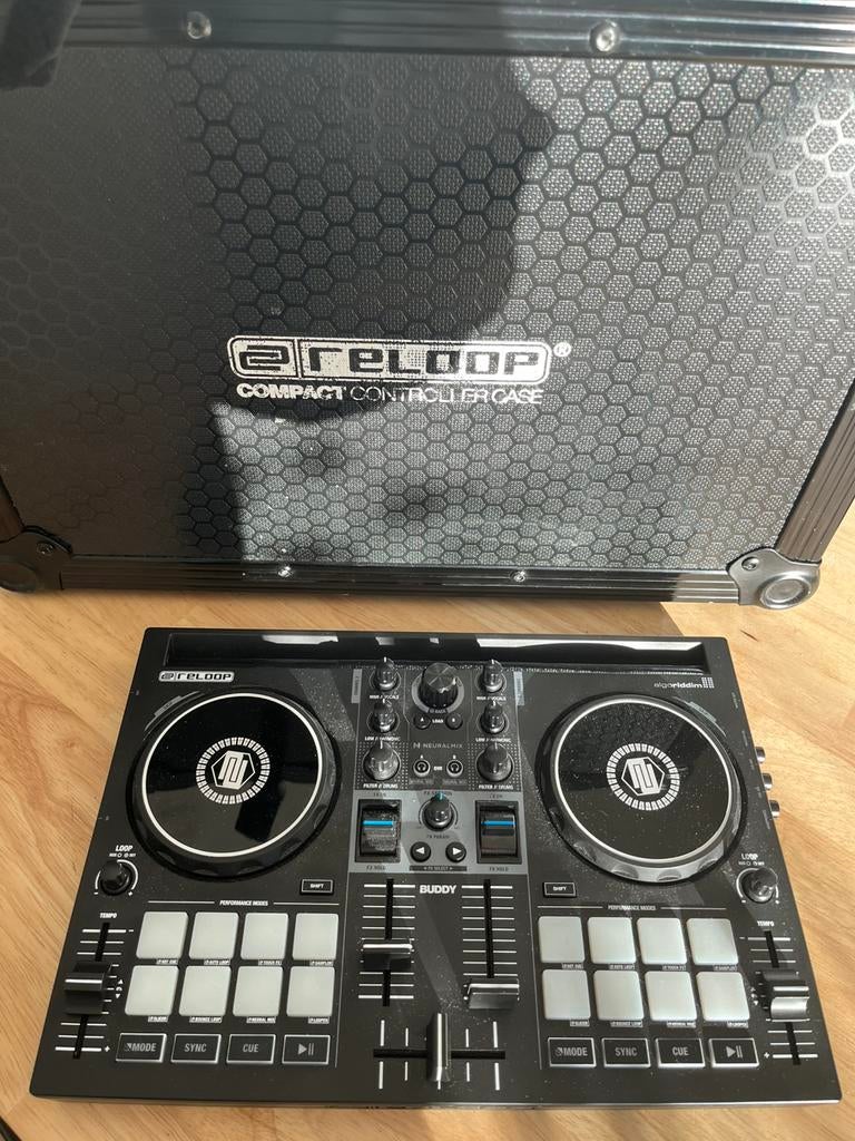 DJ Controller - Reloop Buddy, Muziek en Instrumenten, Dj-sets en Draaitafels, Ophalen, Zo goed als nieuw, Dj-set, Reloop