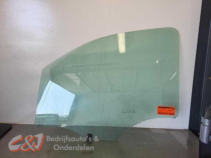 Portierruit 2Deurs links van een Toyota Pro-Ace, Gebruikt, -, -, Ophalen of Verzenden