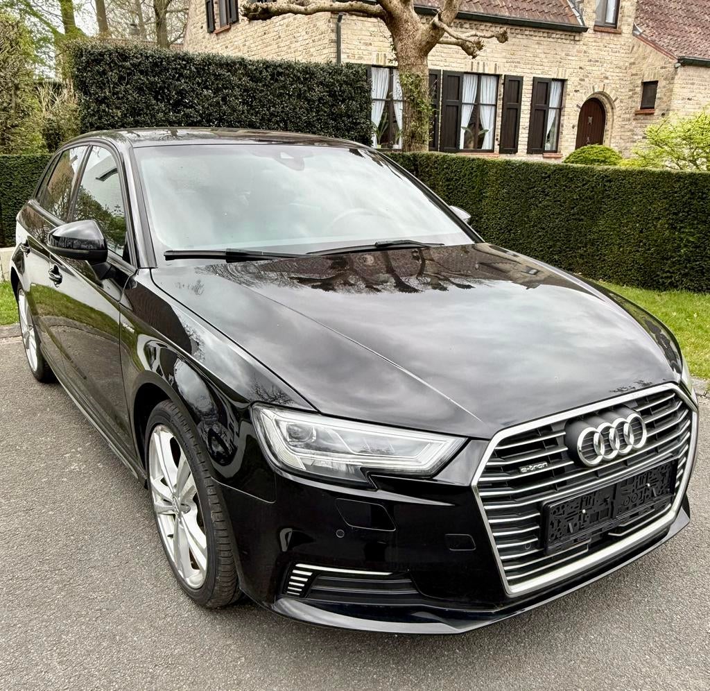 Audi A3 e-tron S-line - Camera - Matrix - Virtuele Cockpit, Auto's, Audi, 4 cilinders, Leder en Stof, Zwart, 1395 cc