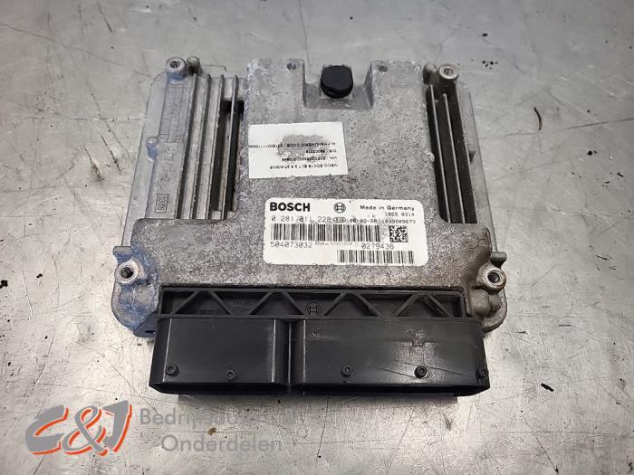 Ordinateur gestion moteur d'un Iveco Daily, Autos : Pièces & Accessoires, -, 3 mois de garantie, Utilisé, Autres marques automobiles