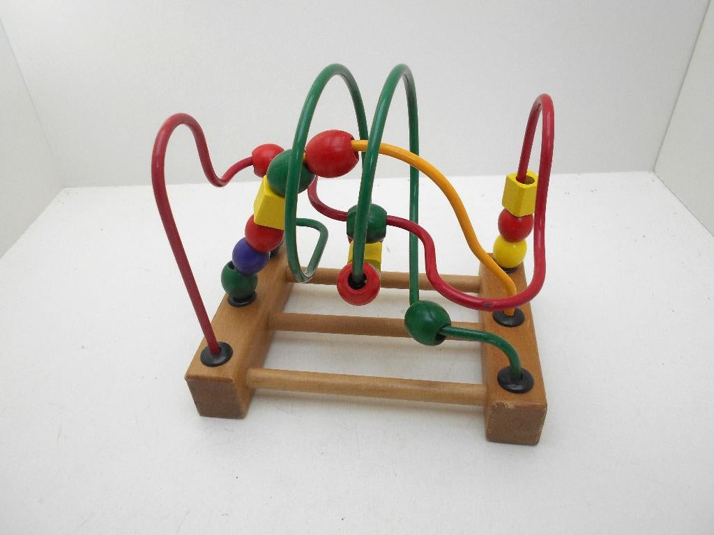 jeu bebe en bois labyrinthe de perles, Kinderen en Baby's, Speelgoed | Houten speelgoed, Ophalen of Verzenden, Gebruikt, Overige typen