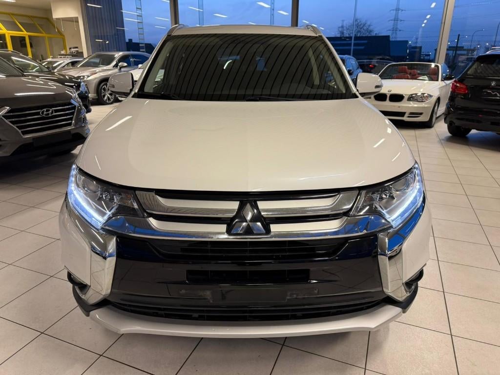 Mitsubishi Outlander ClearTec 7-zits 2.3D 110kW Euro 6b, Auto's, Mitsubishi, Outlander, Euro 6, Leder, Bedrijf