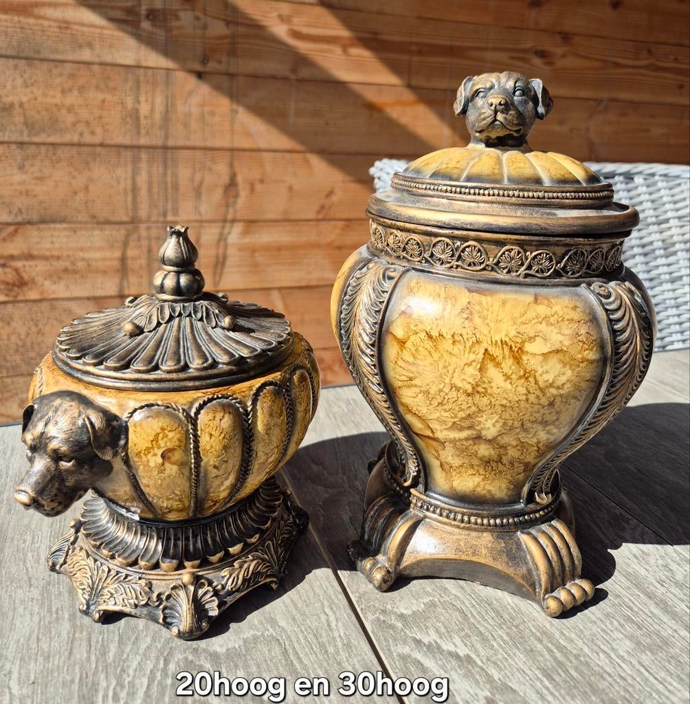 2 sierpotten , met honden koppen, Tuin en Terras, Ophalen, Zo goed als nieuw, Kunststof, Dierenbeeld