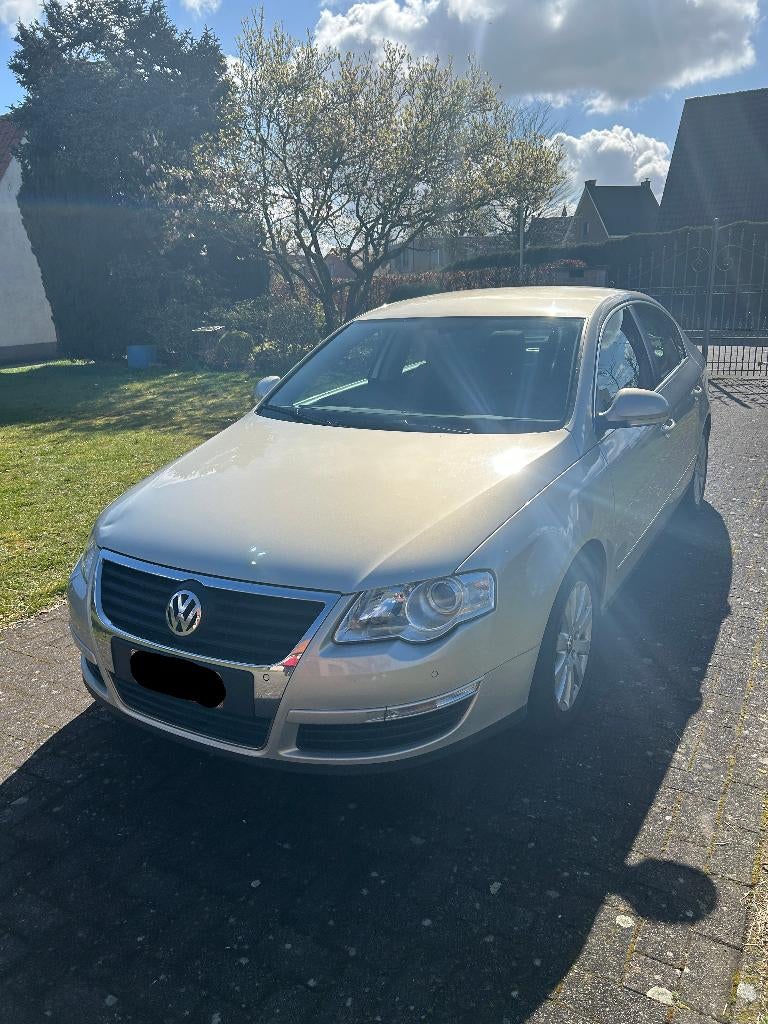 Volkswagen passat 2010, Autos, Achat, Attache-remorque, Boîte manuelle, Noir