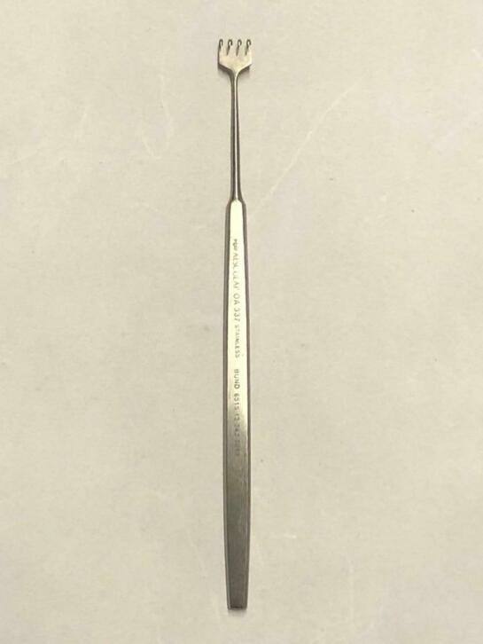 Aesculap 4-tands haakje Rollet of Iris, Diversen