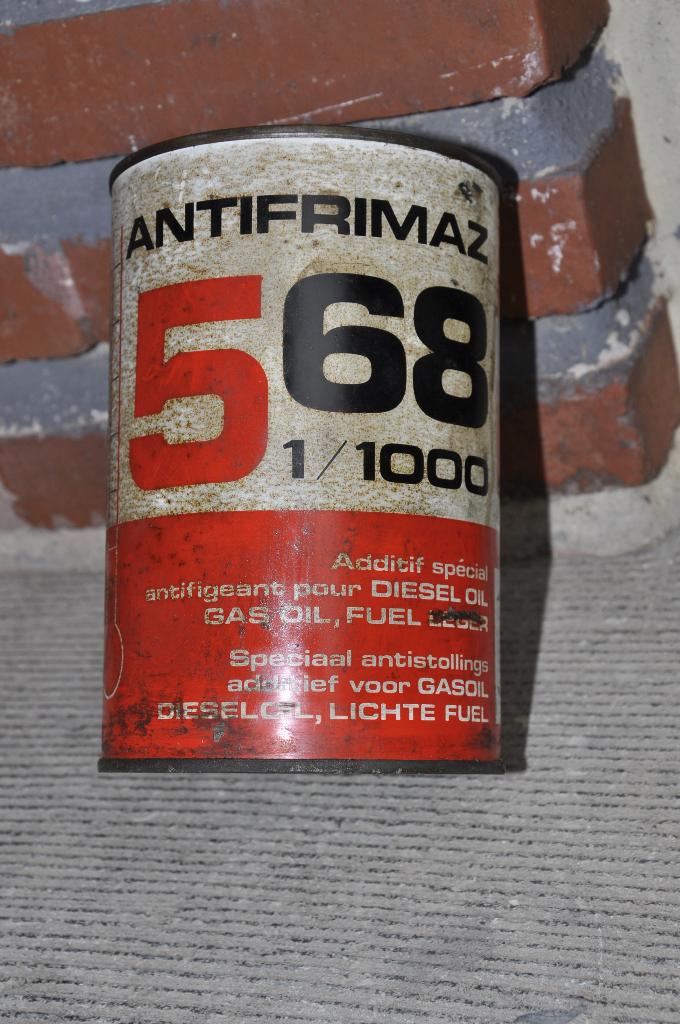 1 ANCIENNE BOÎTE ANTIGEL GAZOIL/DIESEL, Collections, Enlèvement ou Envoi, Neuf, Voitures