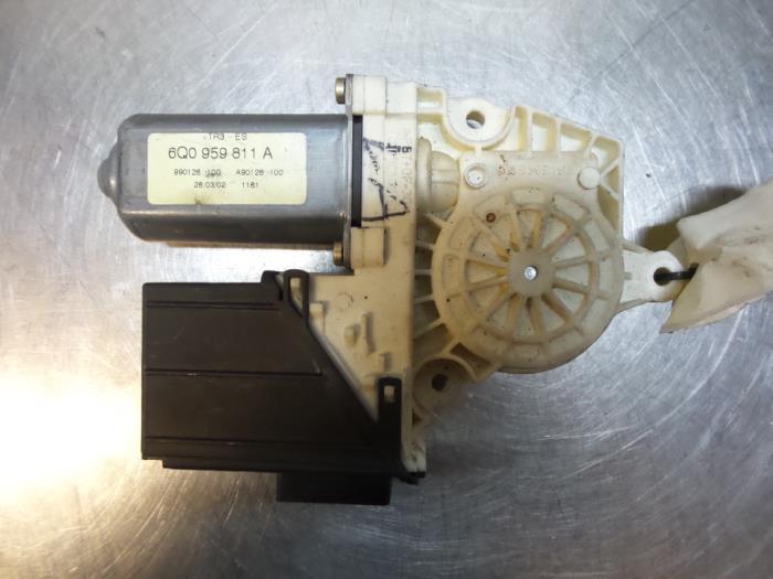 Moteur de vitre portière d'un Seat Ibiza (Ibiza 02-), -, 3 mois de garantie, Utilisé, -