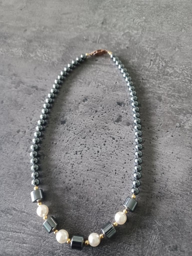 Edelstenen, Enlèvement, Neuf