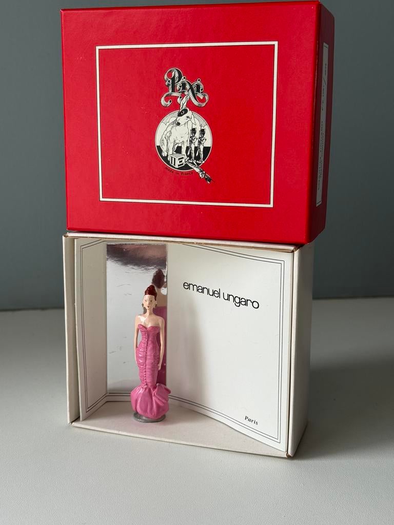Emanuel Ungaro Robe du soir 1987 - pixi mode, Collections, Statues & Figurines, Comme neuf, Enlèvement ou Envoi