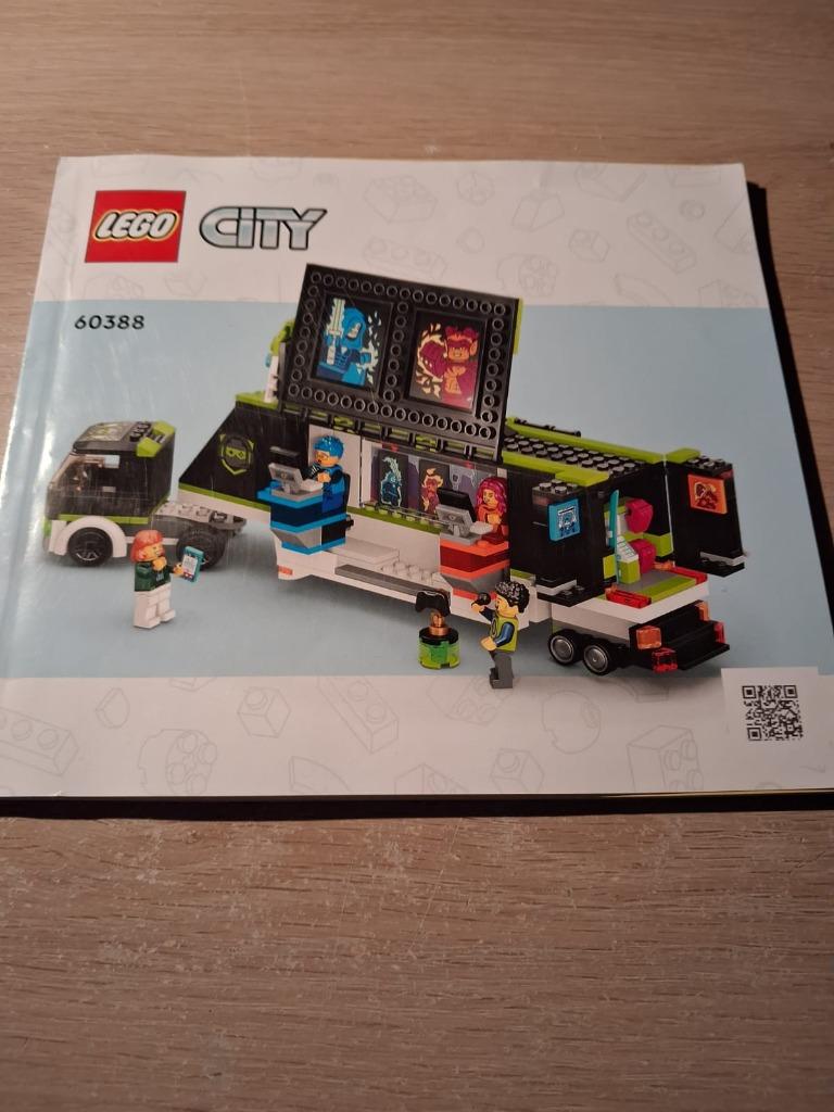 Lego City 60388 Gaming Tournament Truck, Ophalen, Zo goed als nieuw, Complete set, Lego