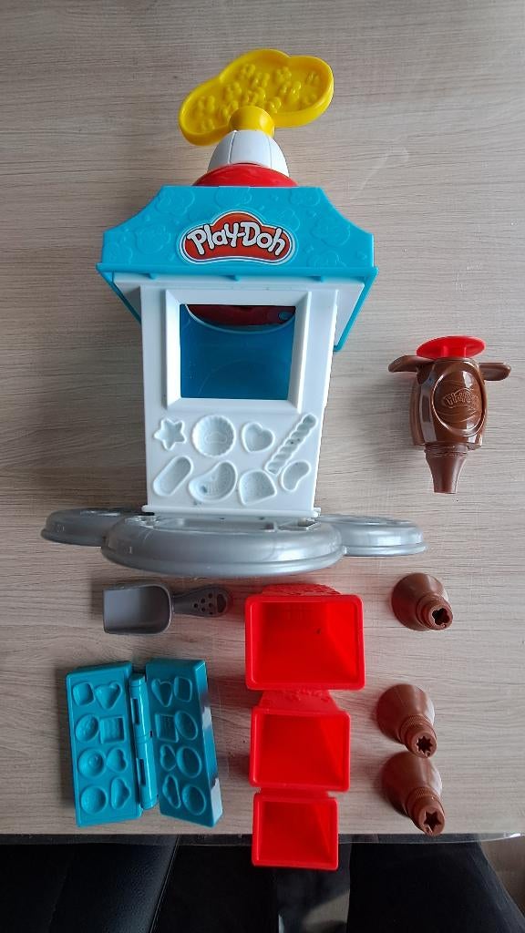 Play Doh - assortiment (popcorn, pizzamaker, disney, cookie), Ophalen, Gebruikt, Knutselen