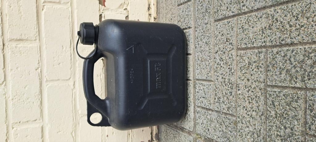 Jerican 5 litres en pvc dur. Neuve, Ophalen