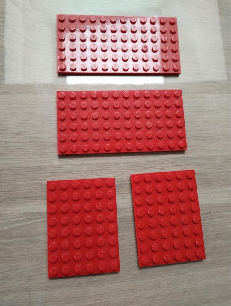 Lego rode dunne platen, Ophalen, Lego