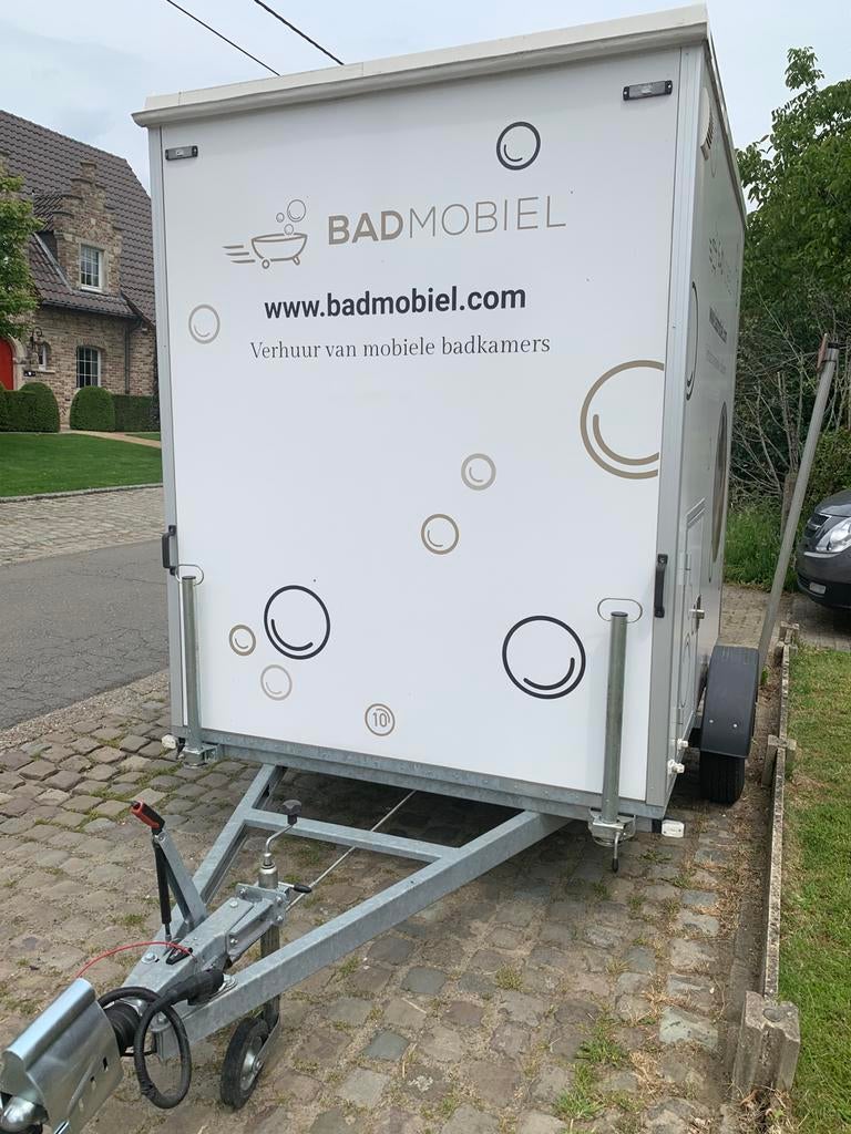 Mobiele badkamer TE HUUR