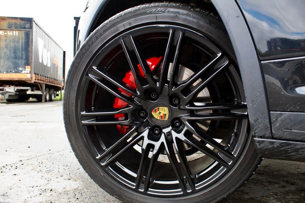 Porsche Cayenne 3.0 V6 | LEDER | CAMERA | LCA | 12M GARANTIE, Auto's, Porsche, Automaat, Zwart, Zwart, Leder