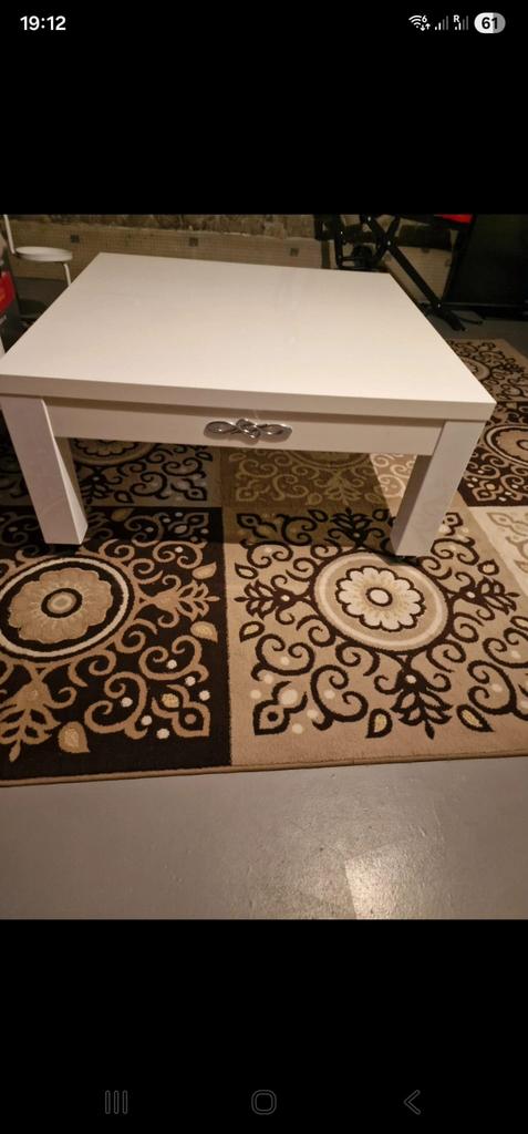 Salontafel met beschermglas, Ophalen, Zo goed als nieuw, 50 tot 100 cm, 50 tot 100 cm